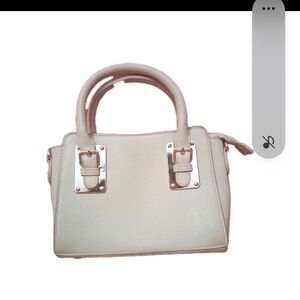 Elegant Cream Handbag